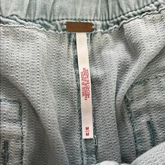 Free People Waimea Women's Cargo Shorts cotton M - Picture 5 of 8